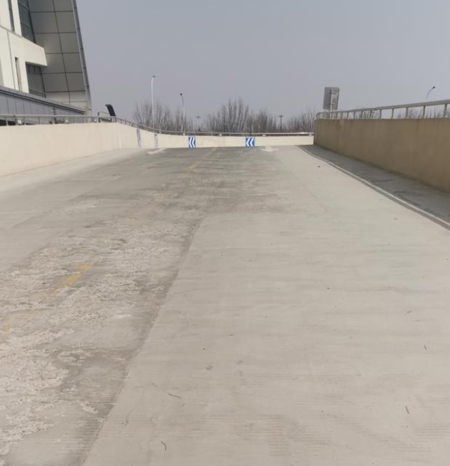 中铁八局一公司承建琴鹤大桥项目