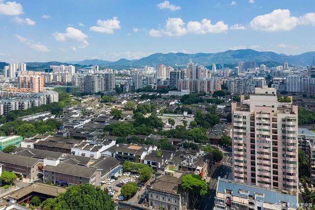 中铁八局一公司承建琴鹤大桥项目