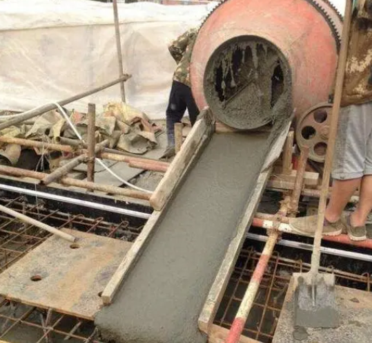 中铁八局一公司承建琴鹤大桥项目